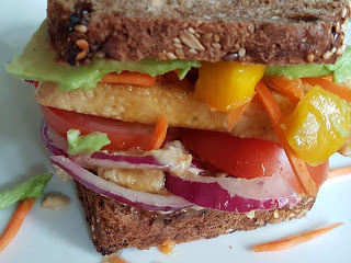 Recept på vegansk club sandwich