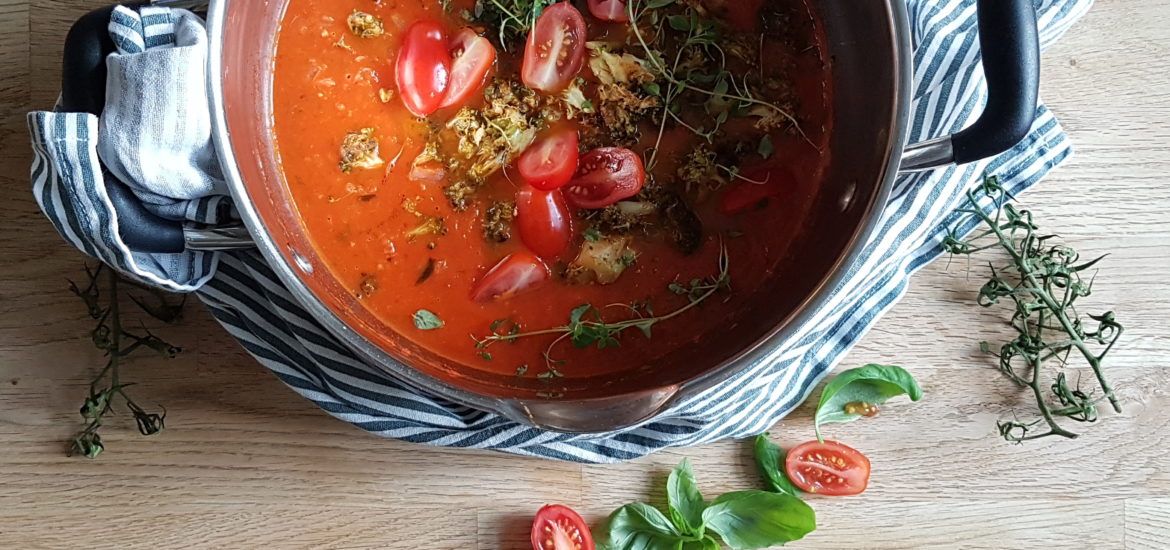 tomatsoppa med färska tomater